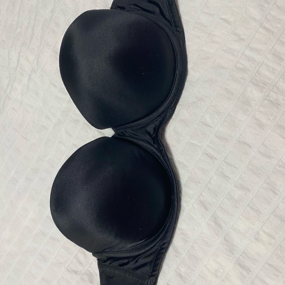 Victoria’s secret strapless bra